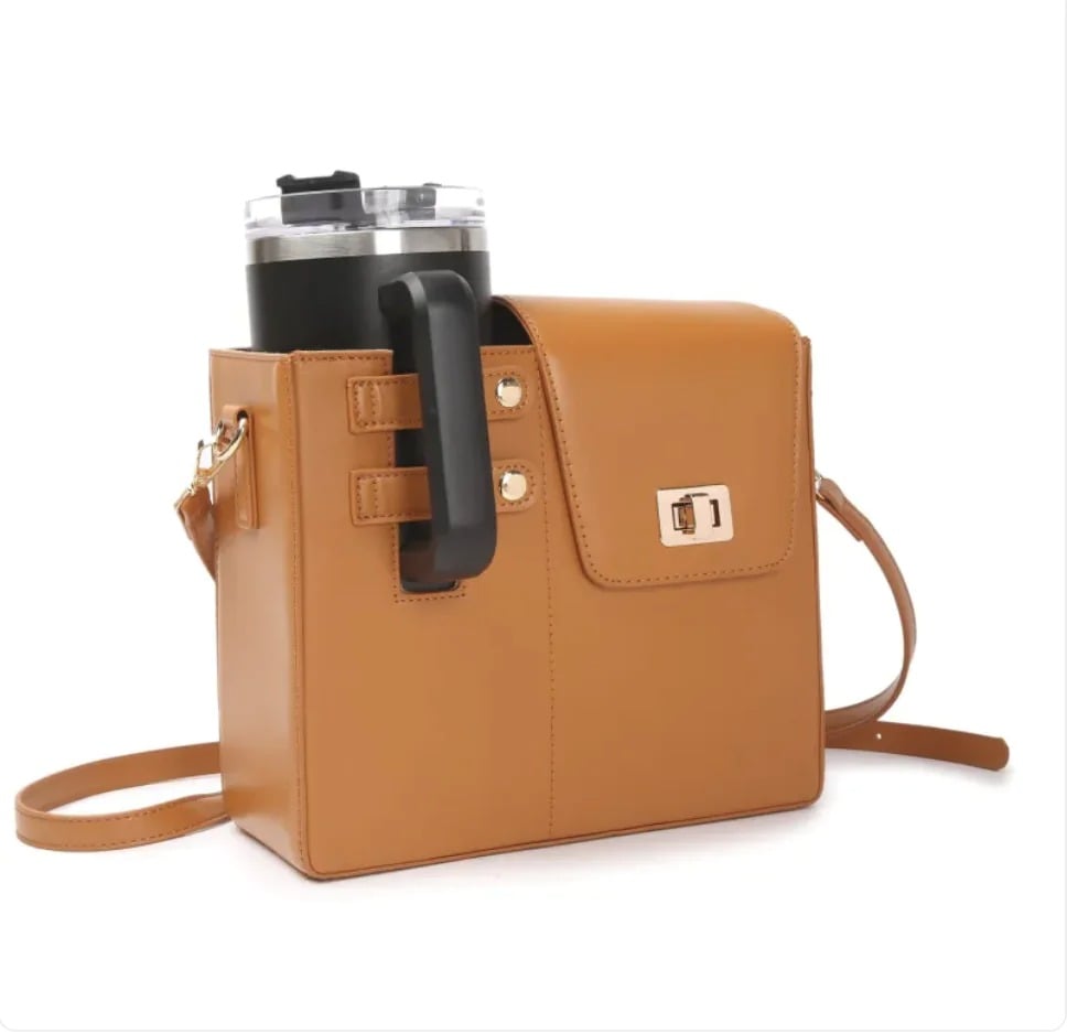 sac VistaSac camel avec gourde noire insérée dans le compartiment